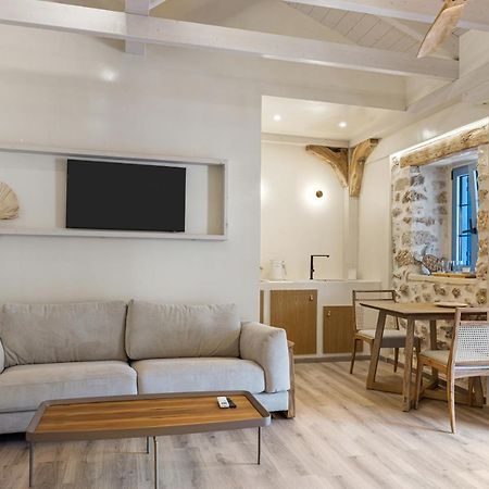 Tellion Suites Áyios Nikítas Eksteriør billede